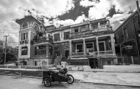 Cuba Gallery 19