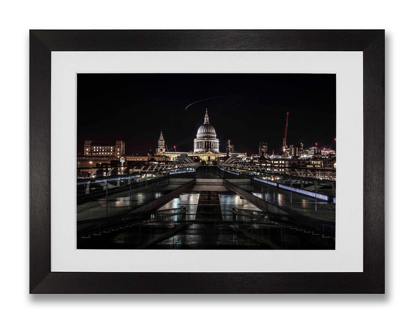 St Paul's Cathedral at night