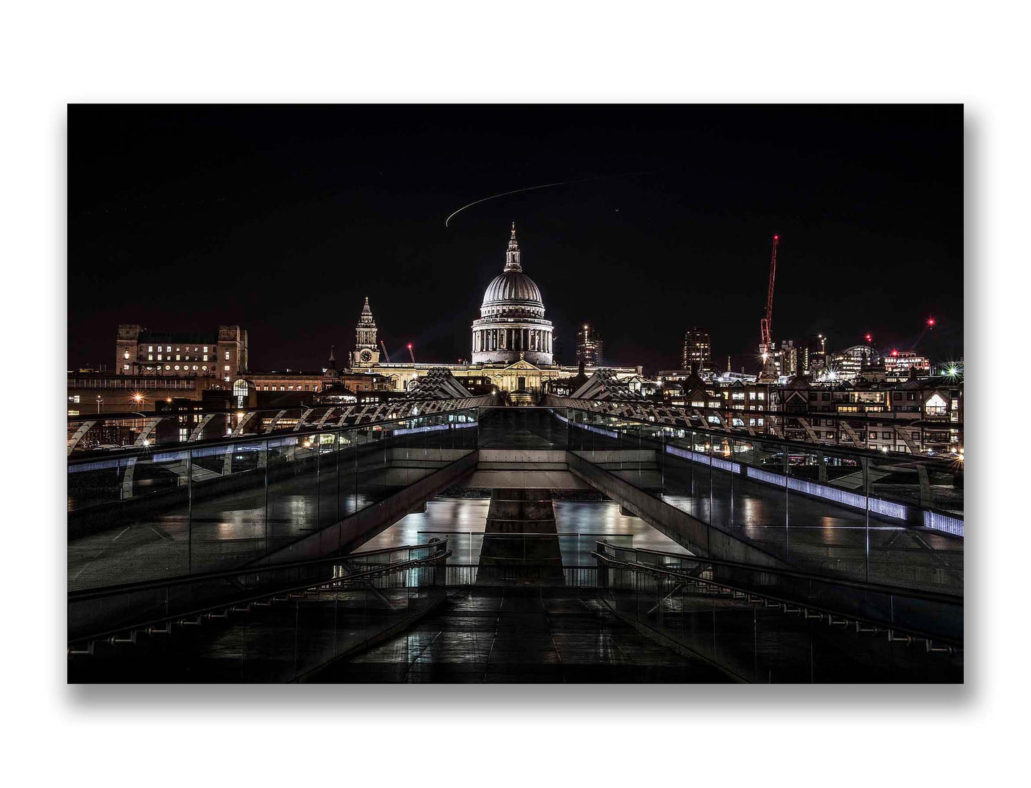 St Paul's Cathedral at night