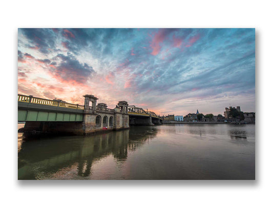 Rochester Bridge at Dawn